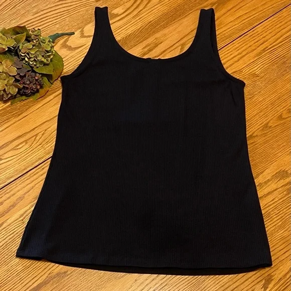 Torrid Everyday Ribbed Scoop Neck Hook and Eye Tank- 1X- Black NWT! 🖤 - Picture 11 of 13